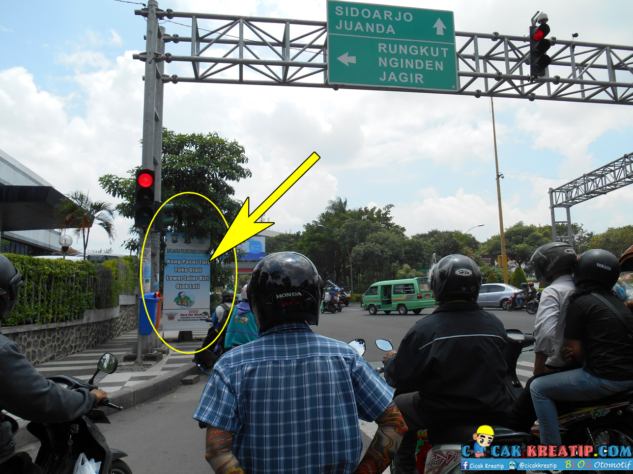 Pantun Pak Polisi Di Traffic Light Diperuntukkan Bagi Para Bikers