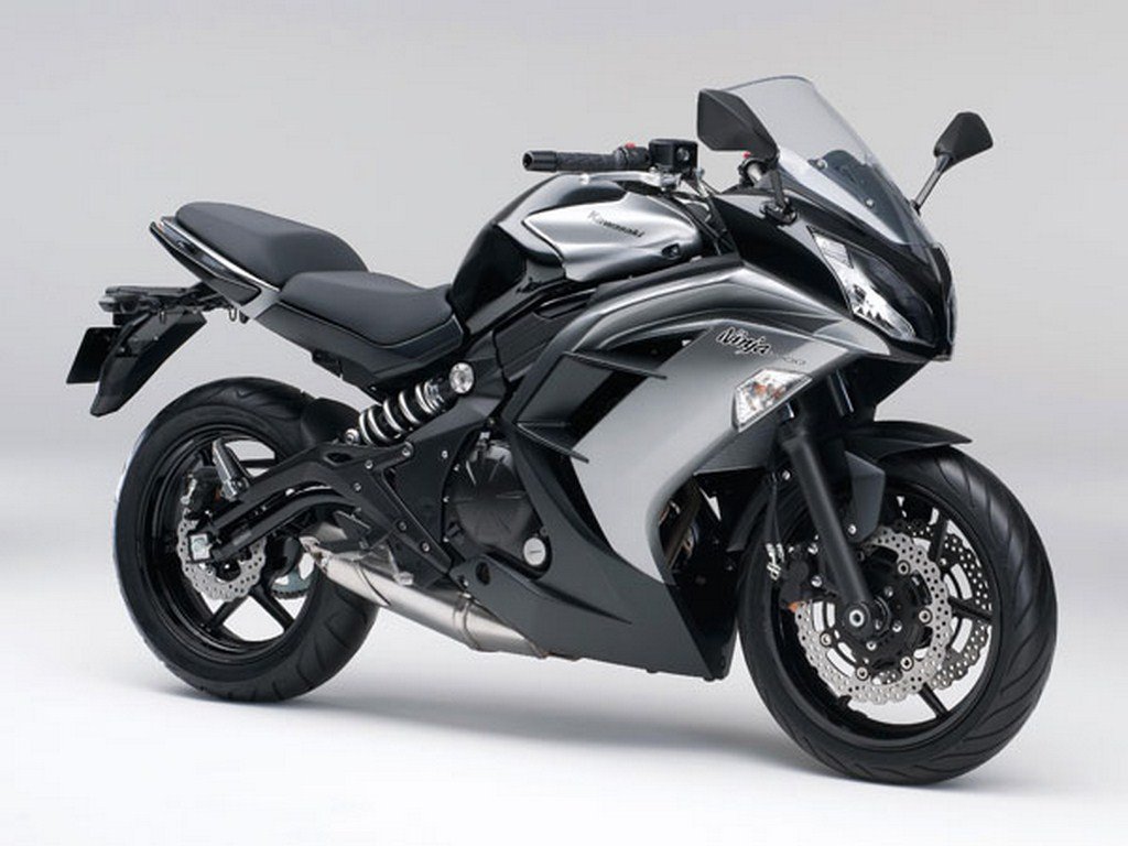 Kawasaki Ninja 400 Hadir Menyambut Tahun 2014 Cicakkreatipcom