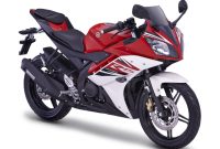 07_yzf-r15_red_3
