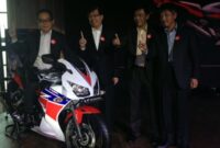HondaCBR250R_2014