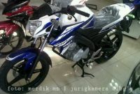yamaha-new-vixion-lightning-livery-motogp-2014-6 yamaha-new-vixion-lightning-livery-motogp-2014-6
