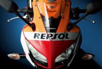 Honda-CBR150R-rakitan-lokal-part-yang-berbeda-1 Honda-CBR150R-rakitan-lokal-part-yang-berbeda-1