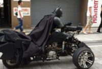 the-real-batman-berkeliaran-di-pemukiman-penduduk-20140828124508 the-real-batman-berkeliaran-di-pemukiman-penduduk-20140828124508
