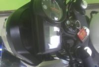 r15-naked-2