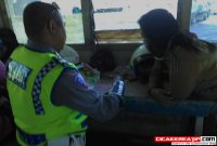 polisi tilang