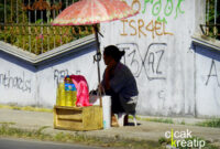 penjual bahan bakar eceran di flores ntt
