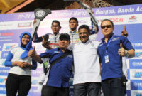 Juara Umum Kelas Seeded Firman Farera dan Juara Umum Kelas Pemula Aditya Anugrah Seri 2 Yamaha Cup Race di Aceh