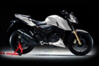 tvs-apache-rtr-200-4v-7