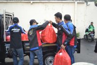 bagi-takjil-gratis-YR15CI-cicak-kreatip-com-1