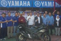 Donasi R15 untuk SMK binaan Yamaha-cicak-kreatip-com