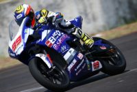 GALANG HENDRA PRATAMA. Efek dilatih Rossi & VR46 Riders Academy mampu menduduki posisi ke-6 dan ke-5 klasemen sementara rider & kejuaraan tim AP250