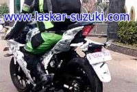 Gsx-r150-samping