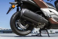yamaha-x-max-300-9-500×333-1