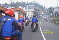 touring-aerox-155-vva-cicak-kreatip-com-1