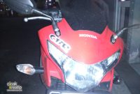 pemasangan-piggyback-fueladjuster-iquteche-di-cbr250r-ciak-kreatip-13