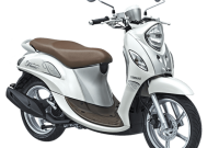 Warna-Baru-Yamaha-New-Fino-125-2018-Bluecore-putih-cicakkreatip-com-2