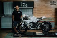 Putu Ajus, builder Yard Built Indonesia (AMS Motorcycle Garage) dengan XSR 155 Sang Macan Cafe Racer