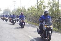 berkendara-nmax-turbo (55