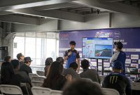 Wahyu Nugroho – Pembalap Yamaha Racing Indonesia – dan tim Yamaha Riding Academy memberikan coaching clinic dalam aktivitas circuit experience new model Yamaha di sirkuit Mandalika